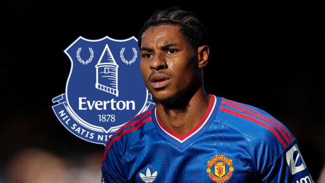 Marcus Rashford with an Everton badge